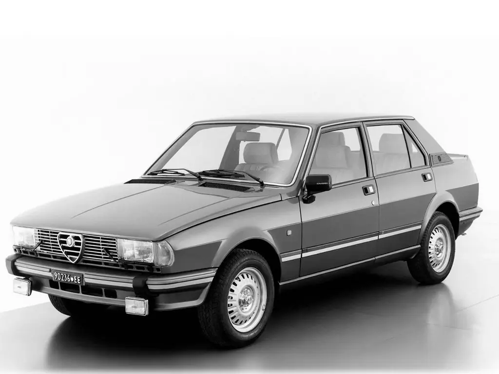 Alfa Romeo Giulietta (116) 2 поколение, седан (1977 - 1985)